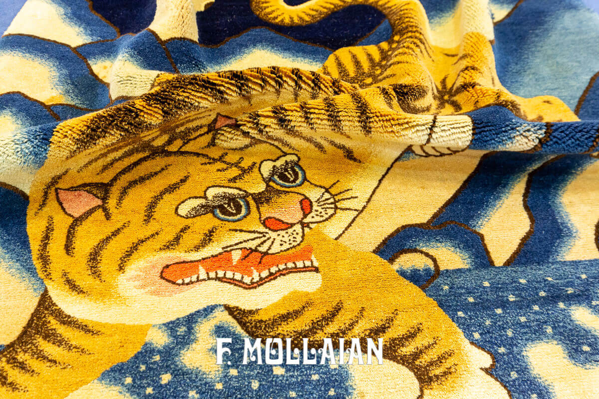Antique Peking Tiger design pictorial Hand-knotted Rug n°:351408